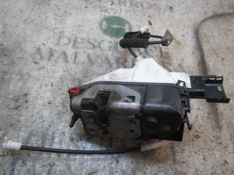 Recambio de cerradura puerta trasera derecha para citroën c3 business referencia OEM IAM 9800624980  