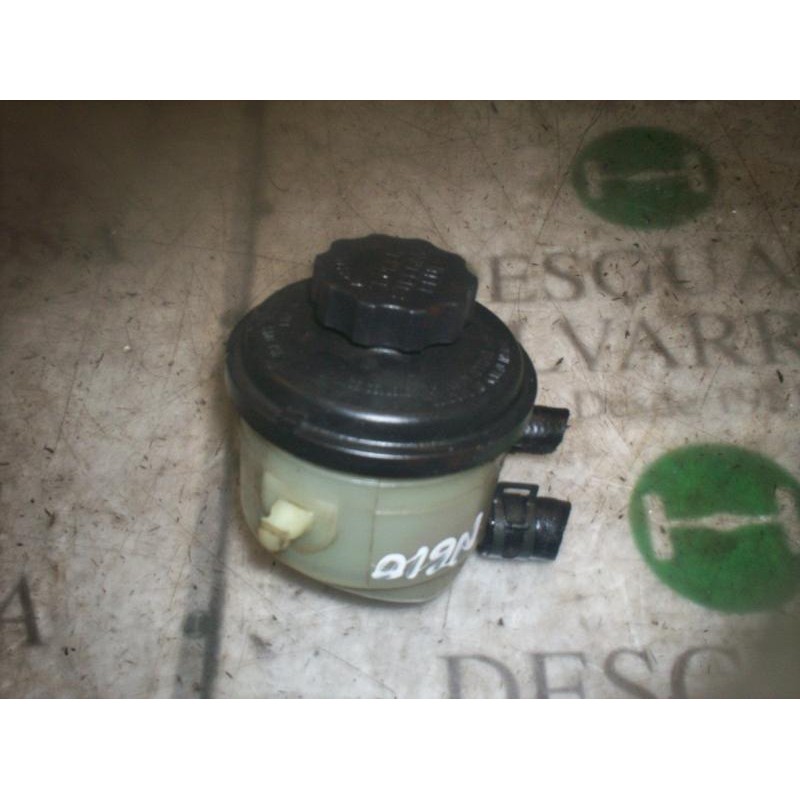 Recambio de deposito servo para hyundai accent (lc) crdi gl referencia OEM IAM 5717625530  