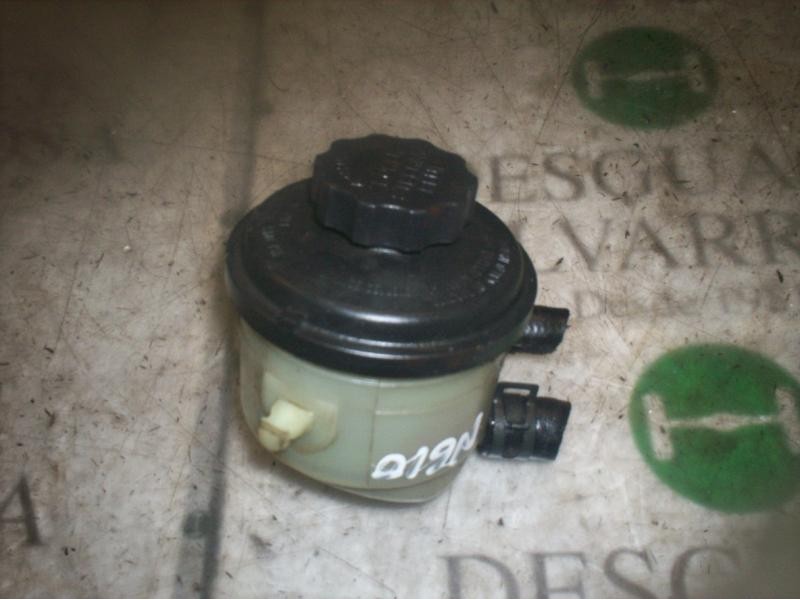 Recambio de deposito servo para hyundai accent (lc) crdi gl referencia OEM IAM 5717625530  