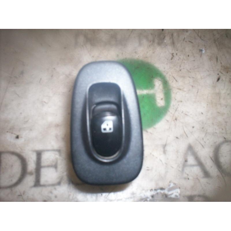 Recambio de mando elevalunas trasero derecho para hyundai accent (lc) crdi gl referencia OEM IAM 9358025015PK  