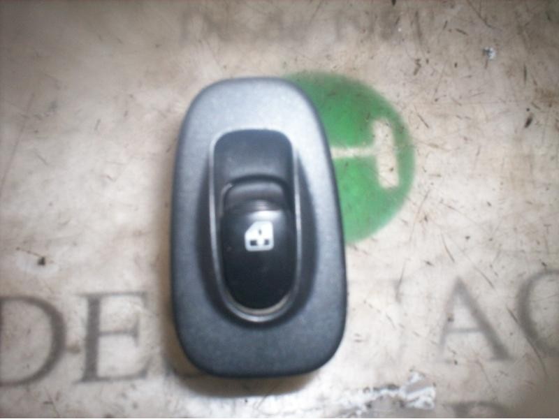 Recambio de mando elevalunas trasero derecho para hyundai accent (lc) crdi gl referencia OEM IAM 9358025015PK  