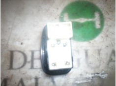 Recambio de mando elevalunas trasero derecho para hyundai accent (lc) crdi gl referencia OEM IAM 9358025015PK   2