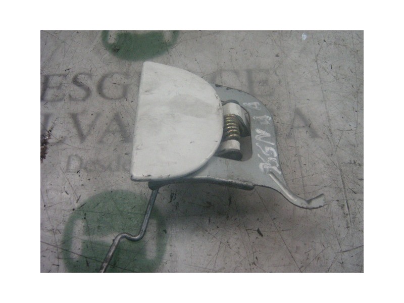 Recambio de maneta exterior delantera derecha para nissan vanette cargo vanette cargo caja cerrada referencia OEM IAM   