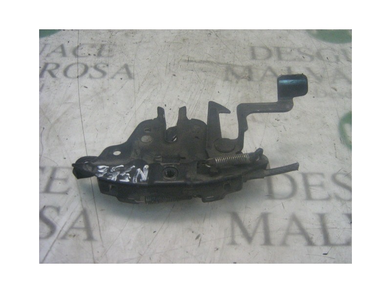 Recambio de cerradura capot para nissan vanette cargo vanette cargo caja cerrada referencia OEM IAM   