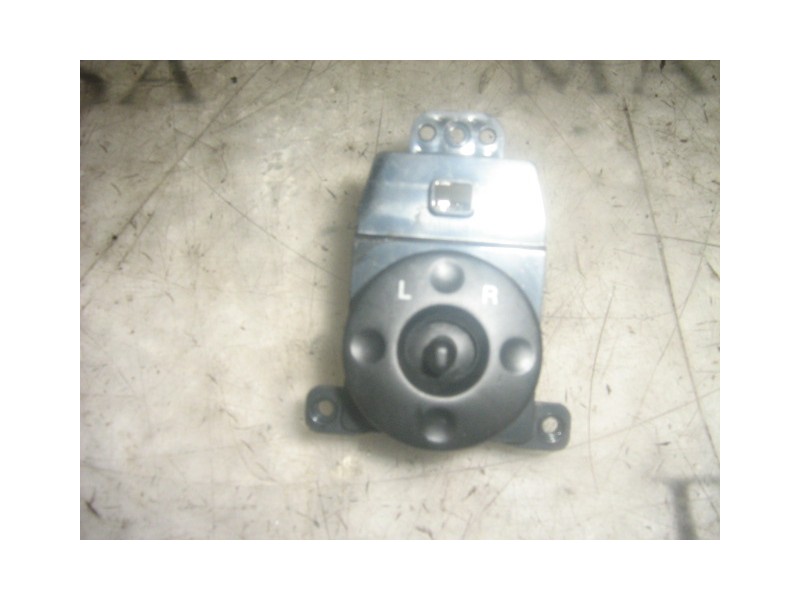 Recambio de mando retrovisor para kia rio 1.5 crdi ex2 referencia OEM IAM 935301G100  