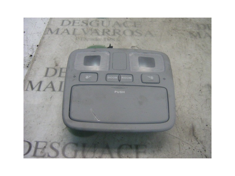 Recambio de piloto interior para kia rio 1.5 crdi ex2 referencia OEM IAM 928001G200LX  