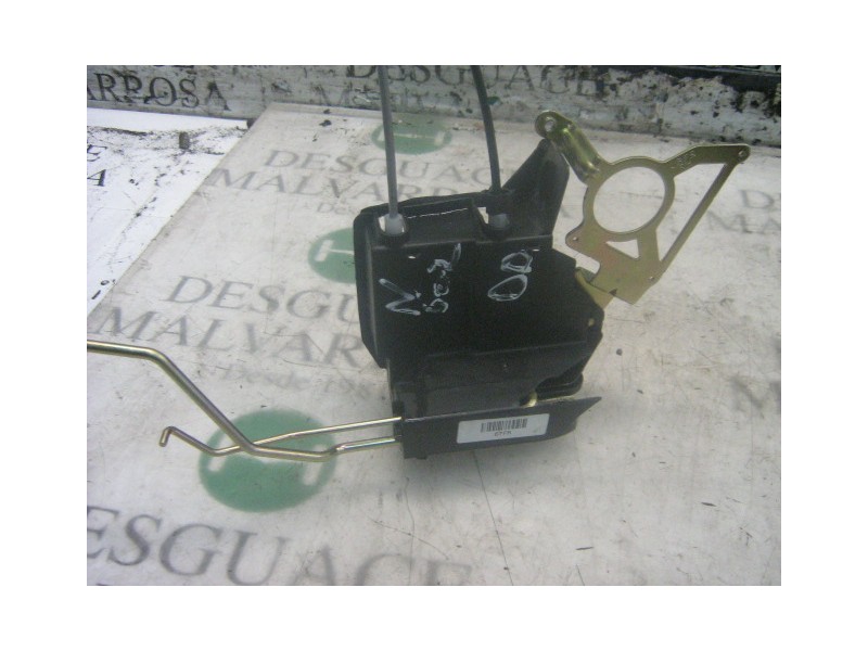 Recambio de cerradura puerta delantera derecha para kia rio 1.5 crdi ex2 referencia OEM IAM 813221G000  