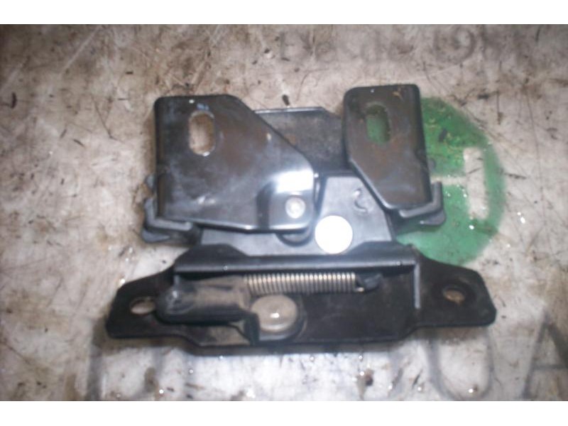 Recambio de maneta porton para peugeot 206 berlina xr referencia OEM IAM   