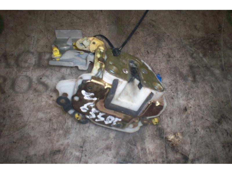 Recambio de cerradura puerta delantera izquierda para nissan vanette cargo vanette cargo combi - 5 referencia OEM IAM   