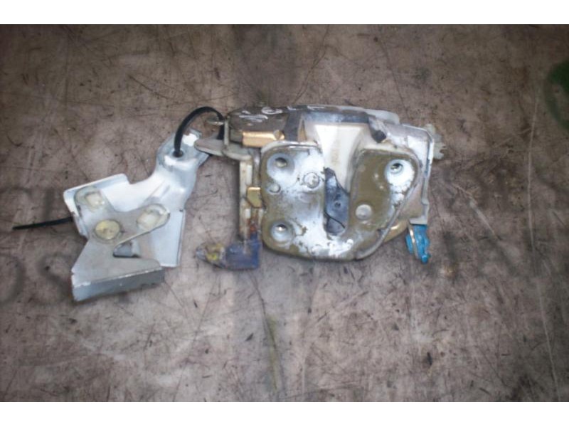 Recambio de cerradura puerta delantera derecha para nissan vanette cargo vanette cargo combi - 5 referencia OEM IAM   