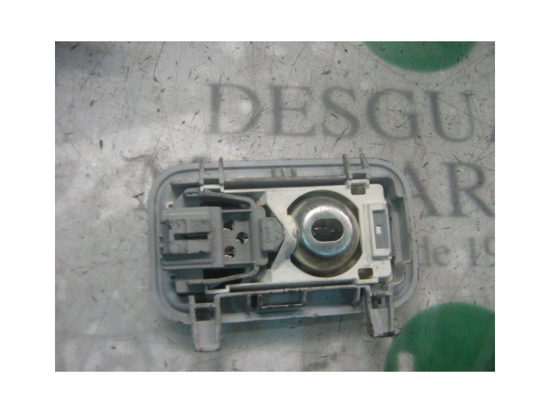 Recambio de piloto interior para citroën xsara coupe 2.0 hdi vtr (80kw) referencia OEM IAM   