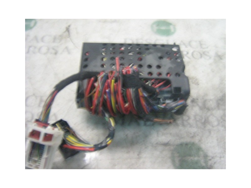 Recambio de caja reles / fusibles para opel astra g berlina comfort referencia OEM IAM   