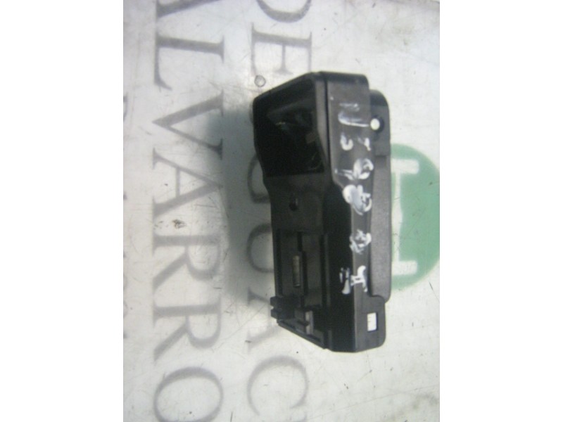 Recambio de maneta interior delantera izquierda para nissan micra (k11) super s referencia OEM IAM   