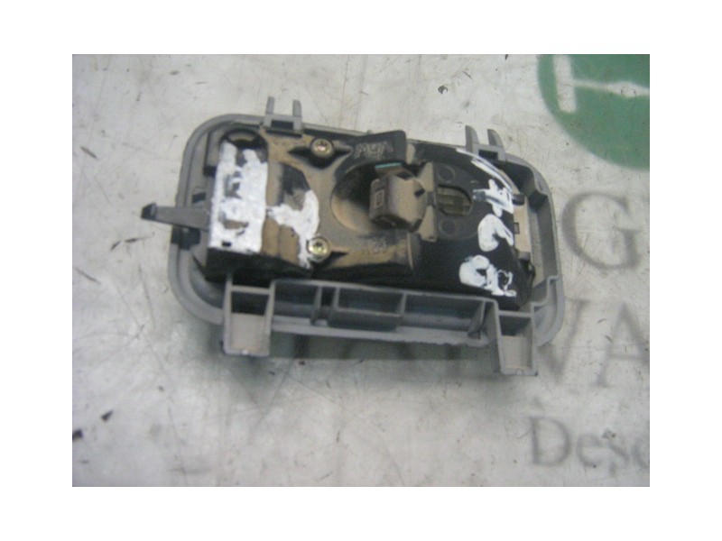 Recambio de piloto interior para citroën berlingo 1.9 800 d furg. referencia OEM IAM   