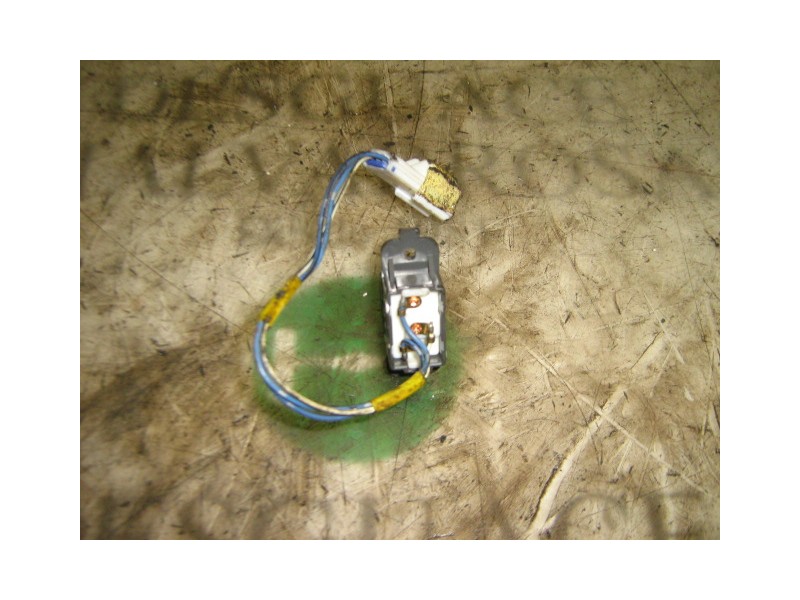 Recambio de mando elevalunas trasero izquierdo para mitsubishi space star (dg0) 1600 comfort referencia OEM IAM   