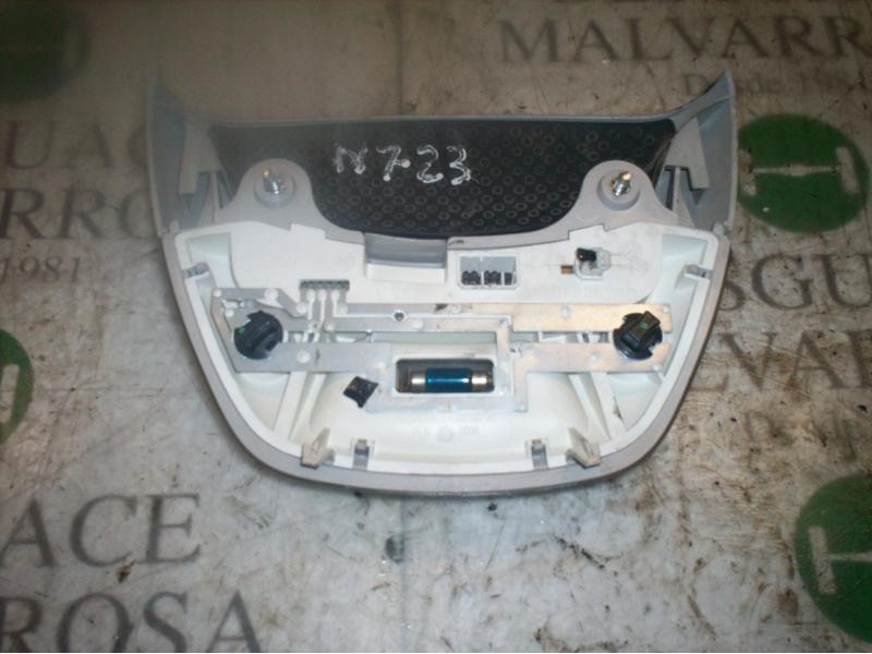 Recambio de piloto interior para fiat stilo (192) 1.9 jtd cat referencia OEM IAM   