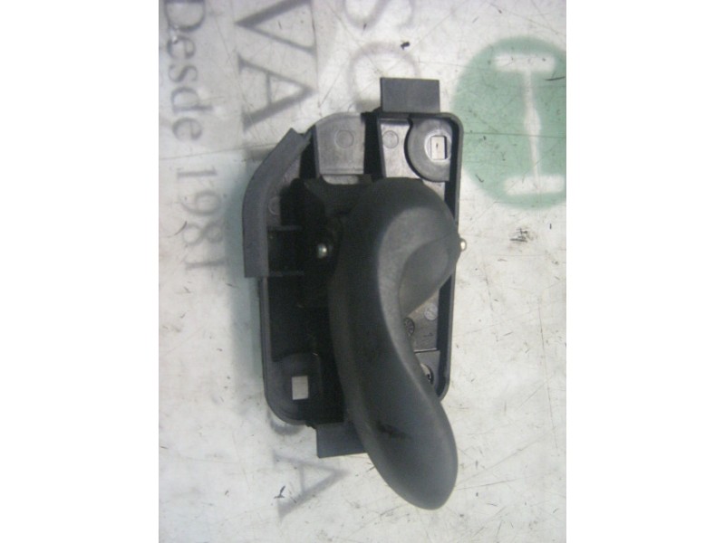 Recambio de maneta interior delantera izquierda para fiat punto berlina (188) referencia OEM IAM   
