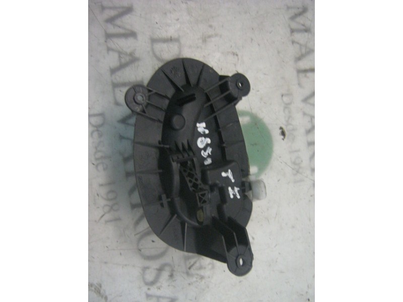 Recambio de maneta interior trasera izquierda para peugeot 406 berlina (s1/s2) stdt referencia OEM IAM   