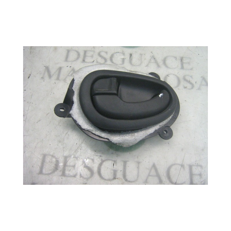 Recambio de maneta interior delantera izquierda para peugeot 406 berlina (s1/s2) stdt referencia OEM IAM   