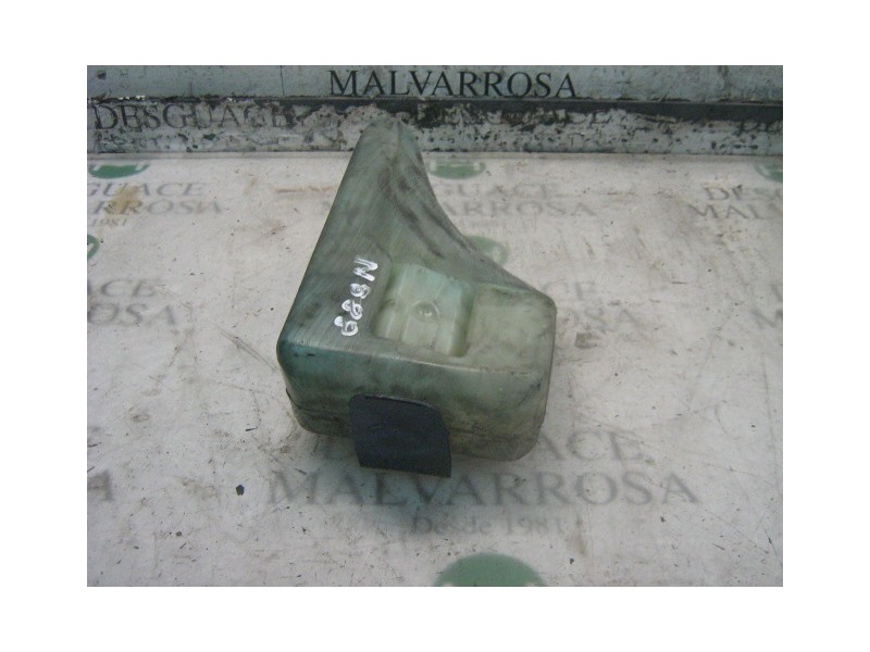 Recambio de deposito limpia para seat ibiza (6k) clx referencia OEM IAM   
