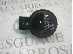 Recambio de maneta interior delantera izquierda para daewoo kalos 1.4 cat referencia OEM IAM   