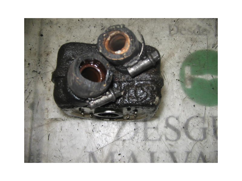 Recambio de enfriador aceite motor para audi a4 berlina (b5) 2.6 referencia OEM IAM 8D0422371H  