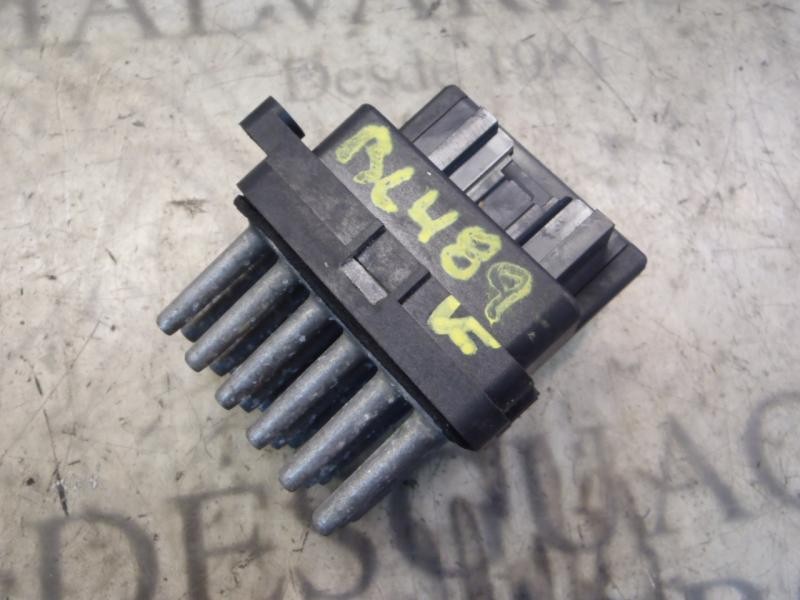 Recambio de resistencia calefaccion para ford focus lim. (cb4) trend referencia OEM IAM 1847910  