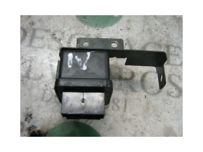 Recambio de modulo electronico para nissan trade 100 referencia OEM IAM   