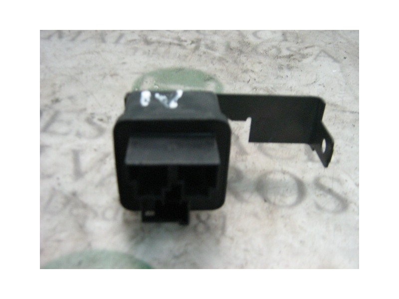 Recambio de modulo electronico para nissan trade 100 referencia OEM IAM   