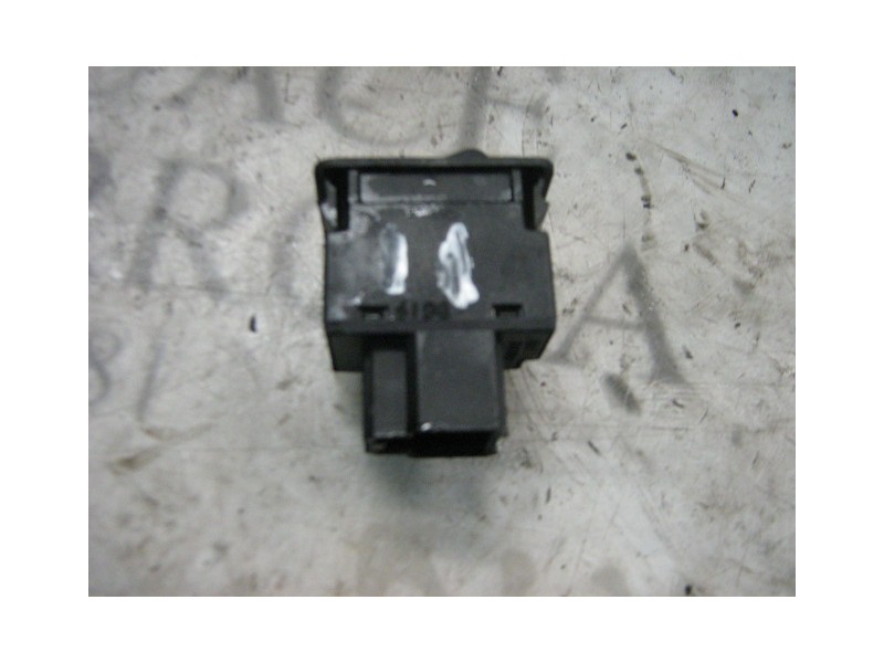 Recambio de modulo electronico para nissan trade 100 referencia OEM IAM   