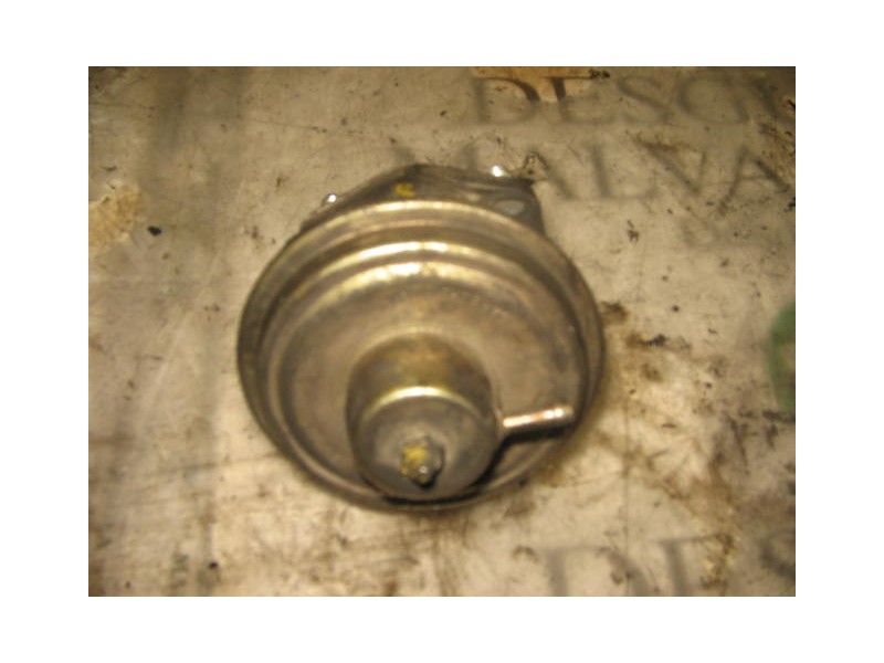 Recambio de valvula egr para nissan trade 100 referencia OEM IAM   