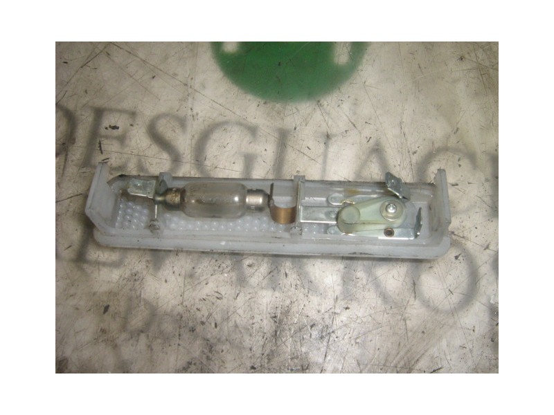 Recambio de piloto interior para nissan trade 100 referencia OEM IAM   