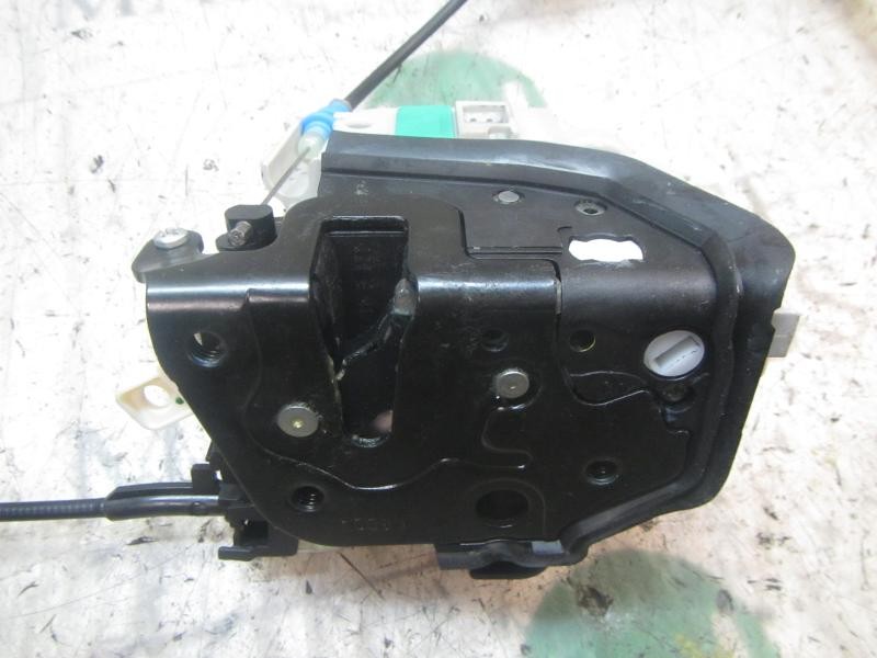 Recambio de cerradura puerta delantera derecha para audi a3 sportback (8va) 2.0 16v tdi referencia OEM IAM 8X1837016A  