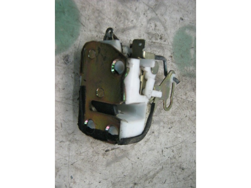 Recambio de cerradura puerta trasera derecha para mg serie 200 (rf) 216 si (5-ptas.) referencia OEM IAM   