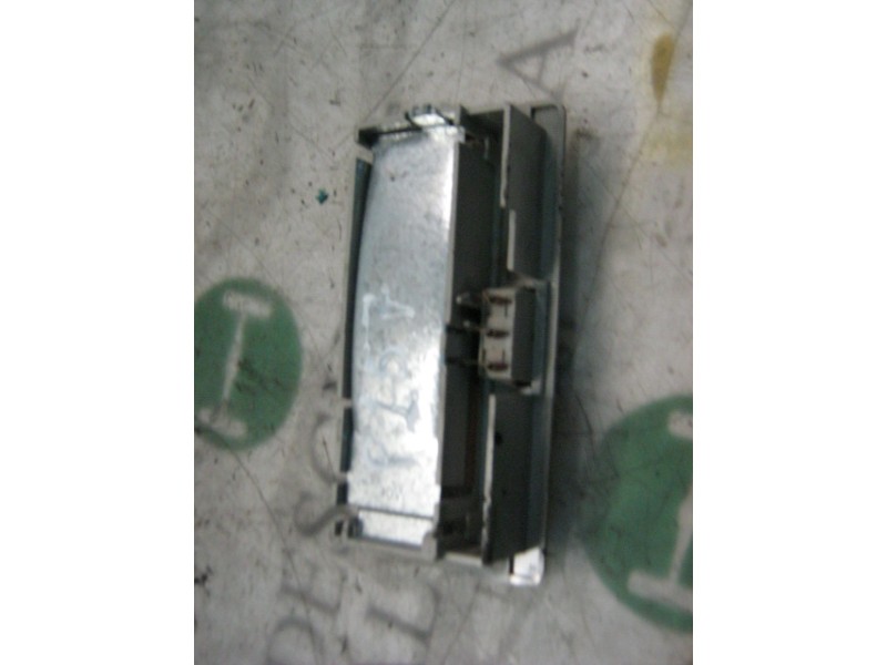 Recambio de piloto interior para seat cordoba berlina (6k2) glx referencia OEM IAM   