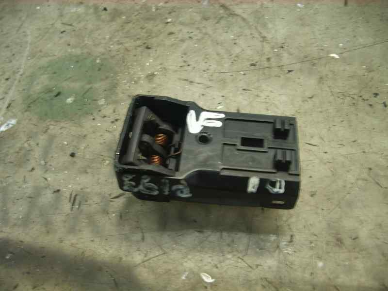 Recambio de maneta interior delantera izquierda para nissan serena (c23m) 2.0 cat referencia OEM IAM   