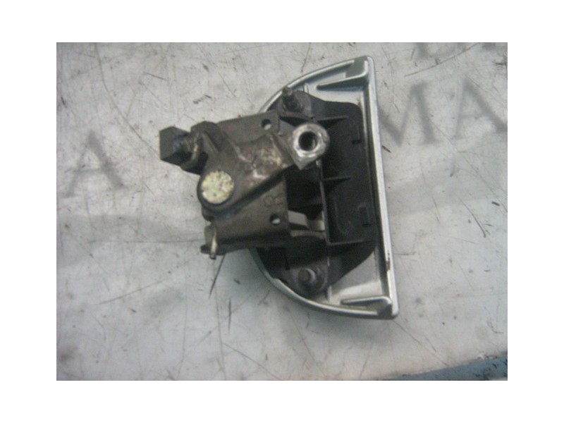 Recambio de maneta exterior delantera derecha para nissan serena (c23m) 2.0 cat referencia OEM IAM   