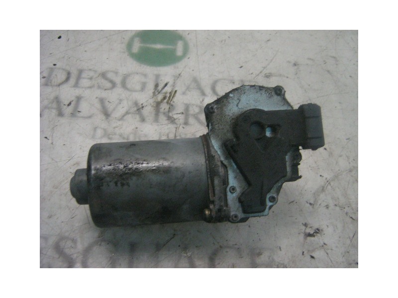 Recambio de motor limpia delantero para ford fiesta berlina básico referencia OEM IAM   