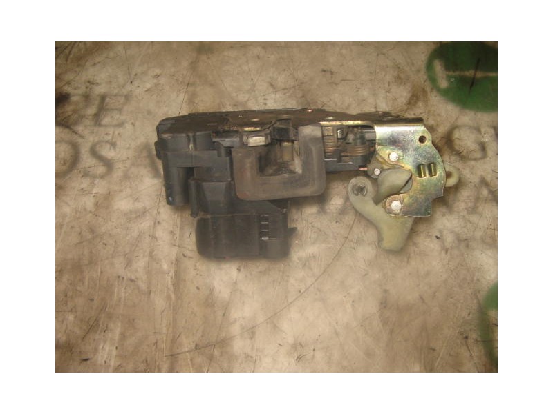 Recambio de cerradura puerta delantera derecha para fiat brava (182) 1.4 12v cat referencia OEM IAM   