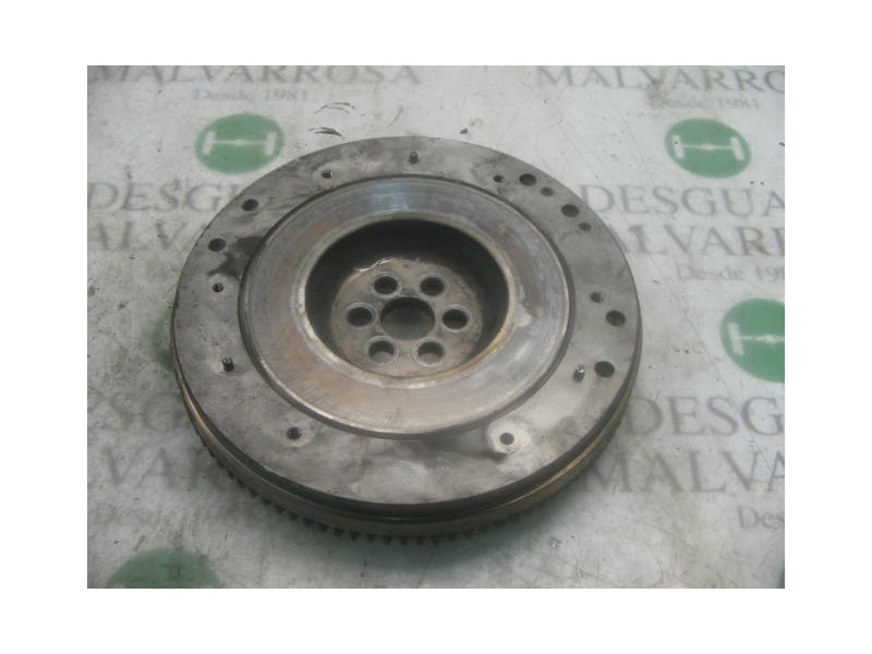 Recambio de volante motor para nissan trade 100 referencia OEM IAM   