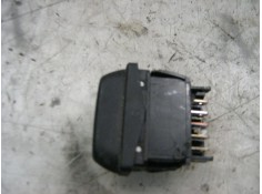 Recambio de mando elevalunas trasero izquierdo para peugeot 106 (s1) kid referencia OEM IAM    2