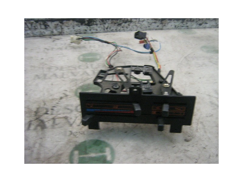 Recambio de mando calefaccion / aire acondicionado para nissan trade 100 referencia OEM IAM   