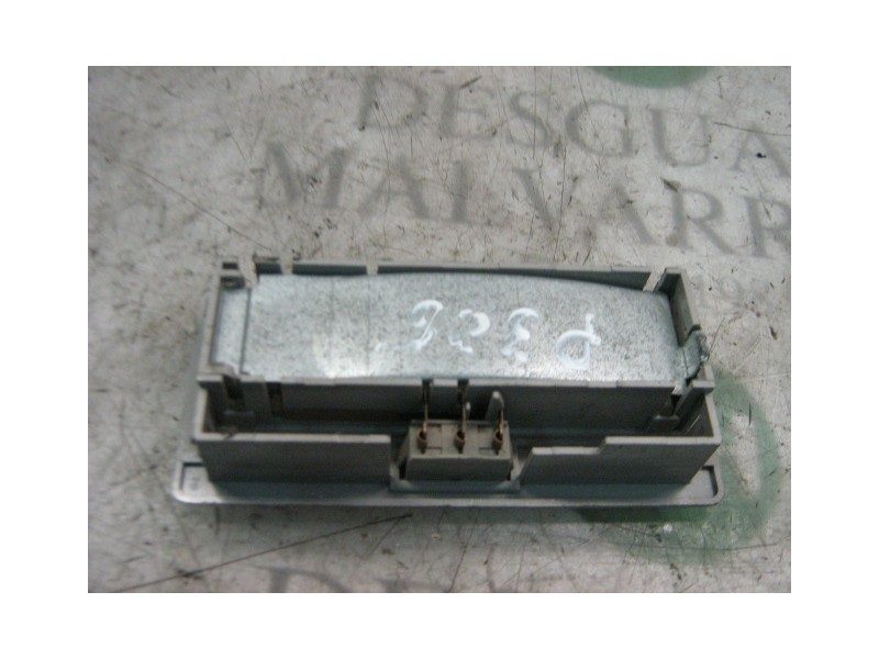 Recambio de piloto interior para volkswagen golf iii berlina (1h1) 1.8 referencia OEM IAM   