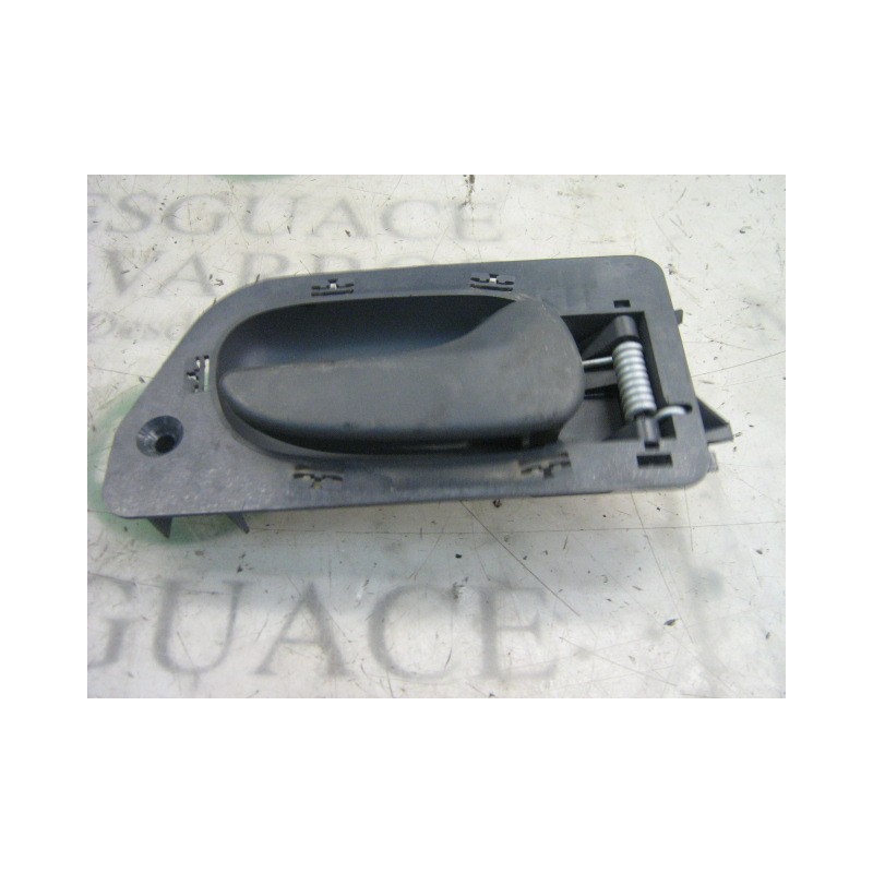 Recambio de maneta interior delantera derecha para renault laguna (b56) 1.9 dti rt referencia OEM IAM   