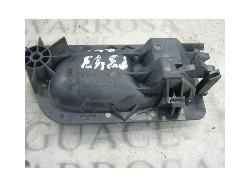 Recambio de maneta interior delantera derecha para renault laguna (b56) 1.9 dti rt referencia OEM IAM   