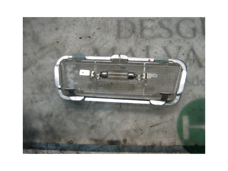 Recambio de piloto interior para opel corsa b referencia OEM IAM   