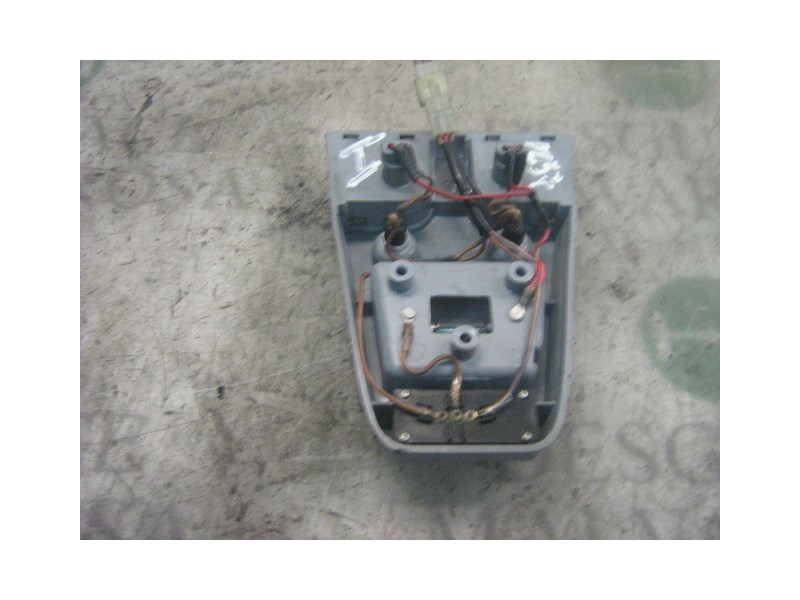 Recambio de piloto interior para tata safari 2.0 d ex referencia OEM IAM   