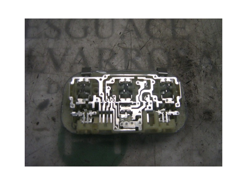 Recambio de piloto interior para citroën c4 berlina exclusive referencia OEM IAM   