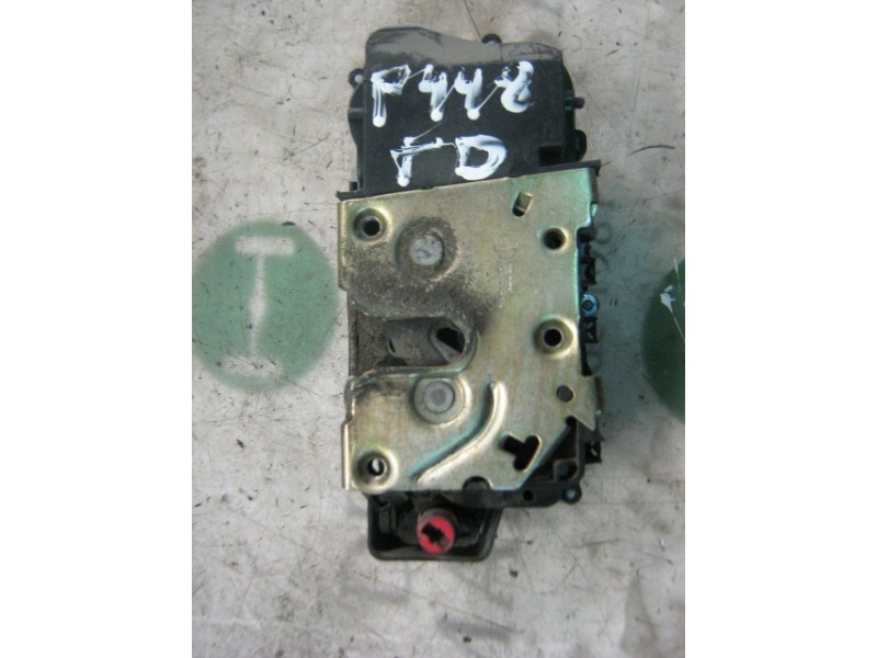 Recambio de cerradura puerta trasera derecha para peugeot 307 (s1) xr referencia OEM IAM   