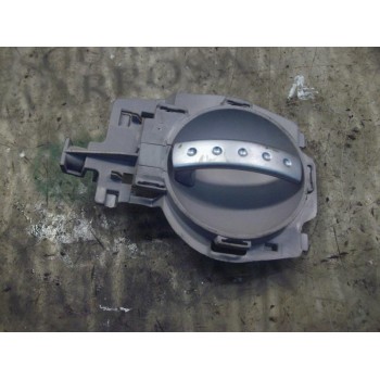 MANETA INTERIOR TRASERA IZQUIERDA 